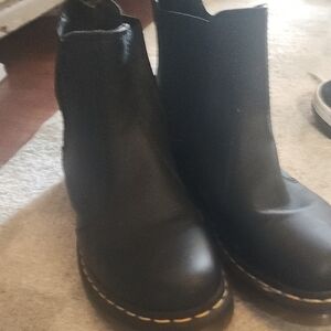 Black doc martins
